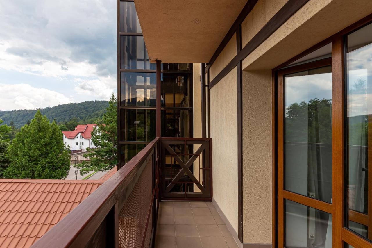Hotel Edelweiss Jaremtsche Exterior foto